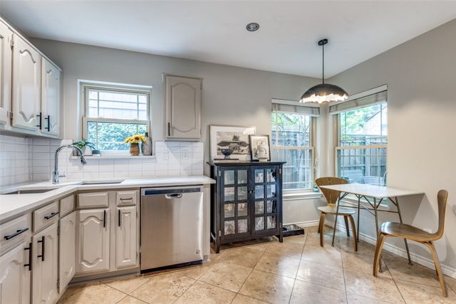 3502 San Jacinto Street, Dallas, TX 75204