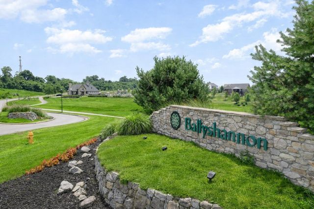 6813 Green Isle Lane, Union, KY 41091