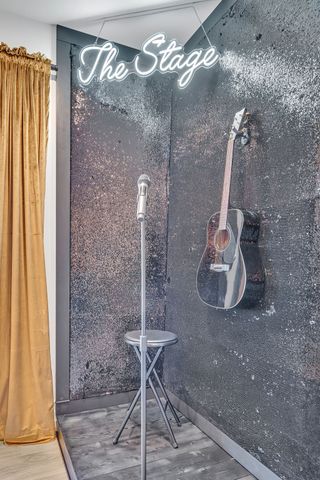 635 7th Ave S Apt 318, Nashville, TN 37203