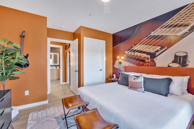 635 7th Ave S Apt 318, Nashville, TN 37203