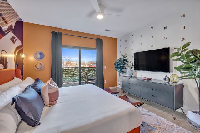 635 7th Ave S Apt 318, Nashville, TN 37203