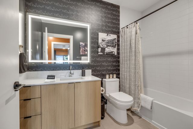 635 7th Ave S Apt 318, Nashville, TN 37203