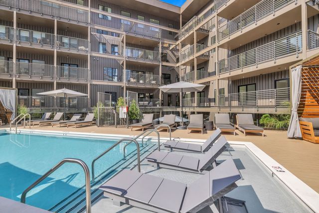 635 7th Ave S Apt 318, Nashville, TN 37203