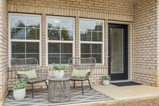 7483 Highway 70 S Apt 103, Nashville, TN 37221