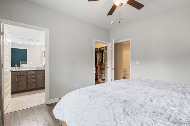 7483 Highway 70 S Apt 103, Nashville, TN 37221