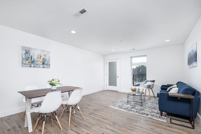 2 Hotel Ave ONE-BED, Peabody, MA 01960