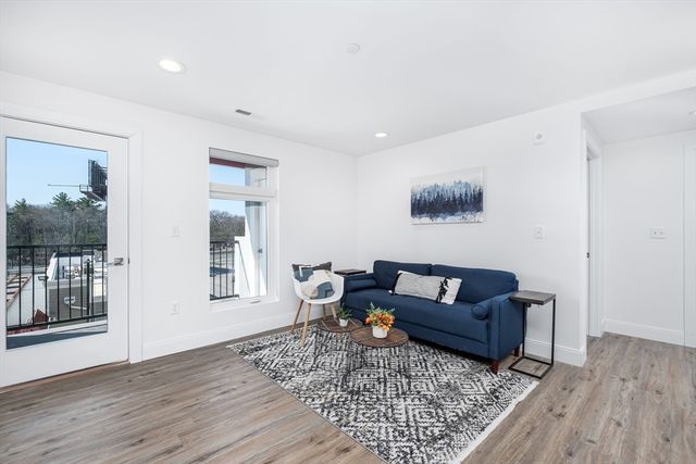 2 Hotel Ave ONE-BED, Peabody, MA 01960