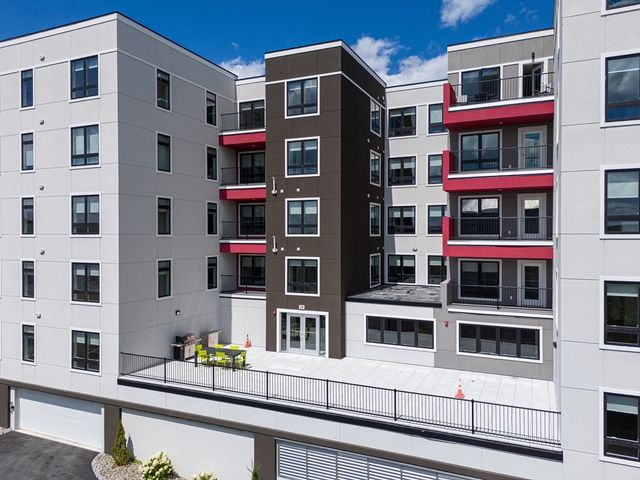 2 Hotel Ave ONE-BED, Peabody, MA 01960