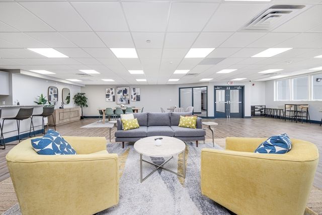 2 Hotel Ave ONE-BED, Peabody, MA 01960