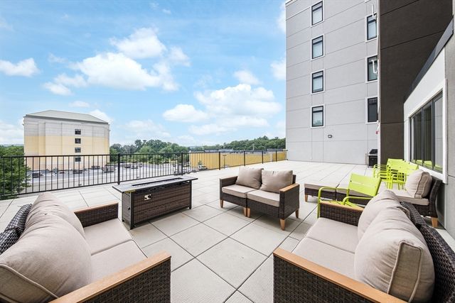 2 Hotel Ave ONE-BED, Peabody, MA 01960