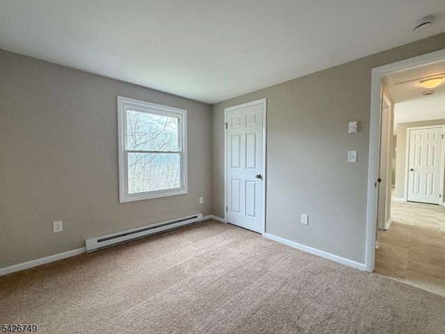 9 Fern Ct, Wantage Twp., NJ 07461