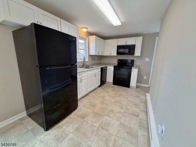 9 Fern Ct, Wantage Twp., NJ 07461