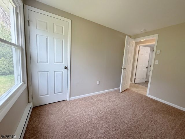 9 Fern Ct, Wantage Twp., NJ 07461