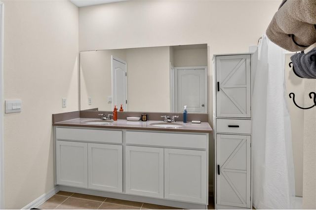 4981 FOXGLOVE CIRCLE, Lakeland, FL 33811