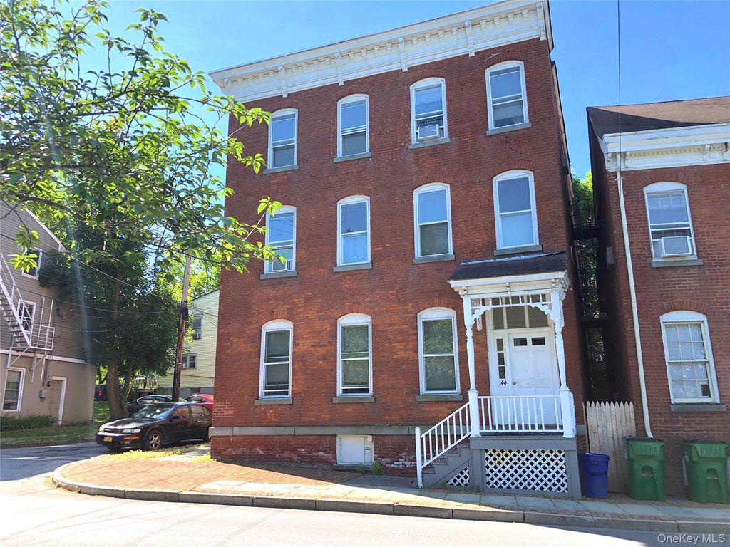 144 Union Street, Poughkeepsie, NY 12601
