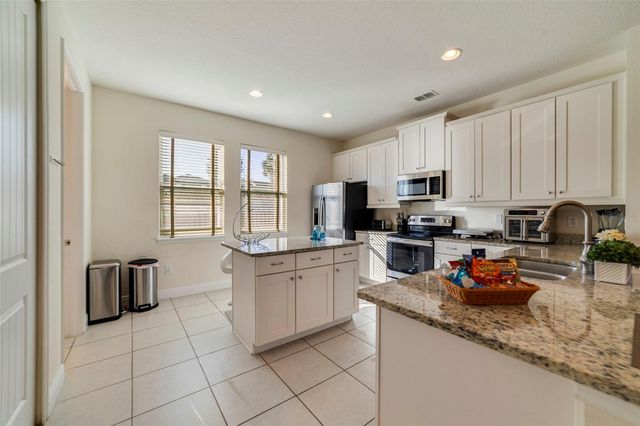 180 MINTON LOOP, Kissimmee, FL 34747