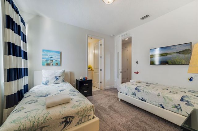 180 MINTON LOOP, Kissimmee, FL 34747