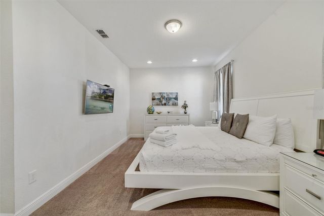 180 MINTON LOOP, Kissimmee, FL 34747