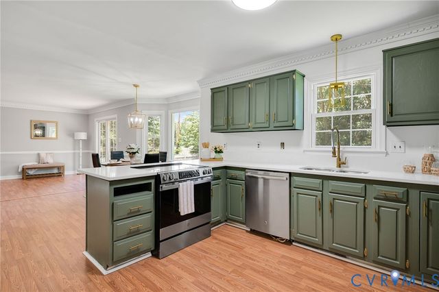 10110 Holly Rd, Hanover, VA 23116