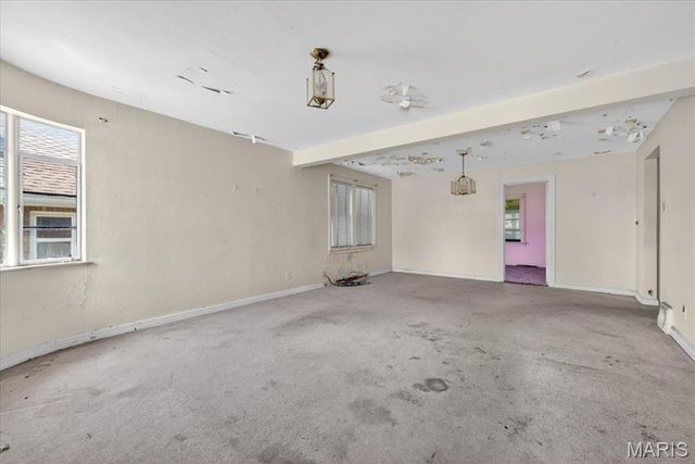 3023 Kemp Drive, Normandy, MO 63121