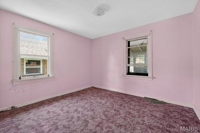 3023 Kemp Drive, Normandy, MO 63121