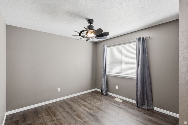 6992 W HUNTER VALLEY DR, West Valley City, UT 84128