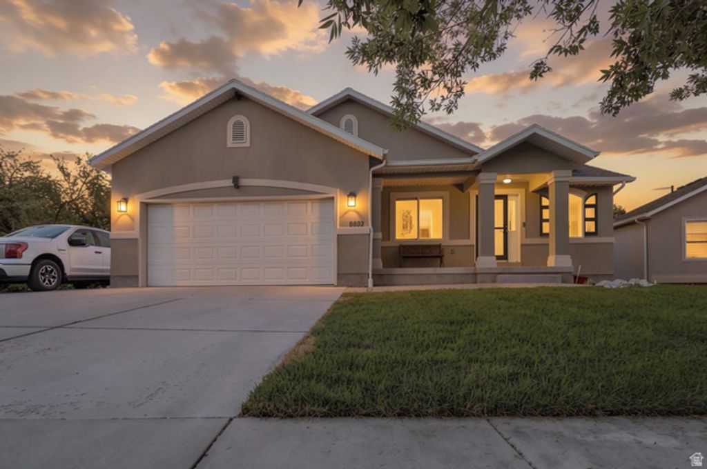 6992 W HUNTER VALLEY DR, West Valley City, UT 84128