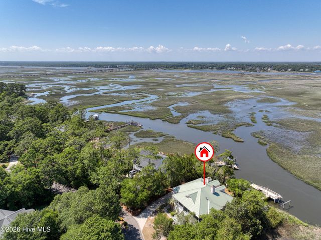 602 Mimosa Place, Oak Island, NC 28465