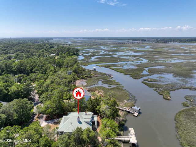 602 Mimosa Place, Oak Island, NC 28465