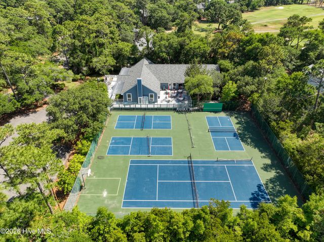 602 Mimosa Place, Oak Island, NC 28465
