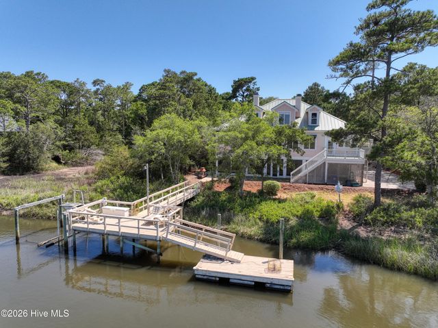 602 Mimosa Place, Oak Island, NC 28465