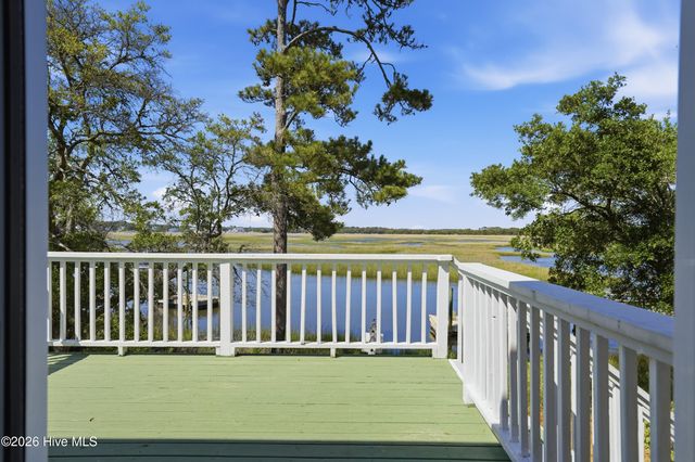 602 Mimosa Place, Oak Island, NC 28465