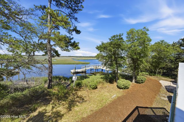 602 Mimosa Place, Oak Island, NC 28465
