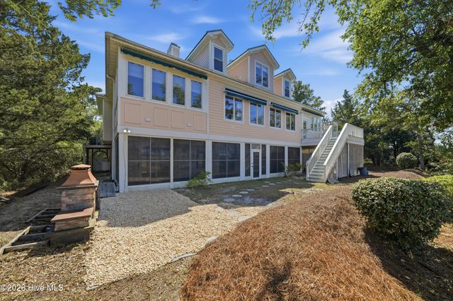 602 Mimosa Place, Oak Island, NC 28465