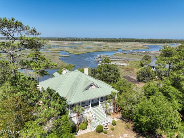 602 Mimosa Place, Oak Island, NC 28465