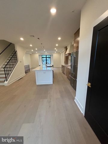 7519 WIGARD RESERVE, Philadelphia, PA 19128