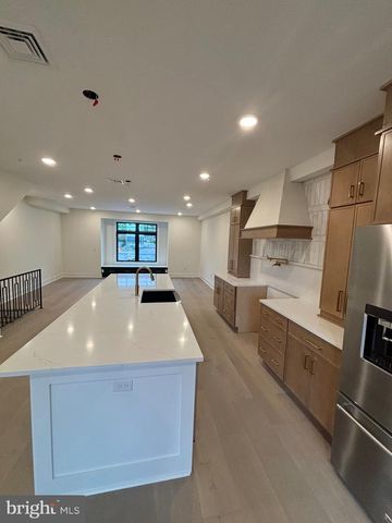 7519 WIGARD RESERVE, Philadelphia, PA 19128