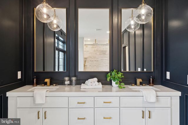 7519 WIGARD RESERVE, Philadelphia, PA 19128