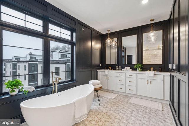 7519 WIGARD RESERVE, Philadelphia, PA 19128