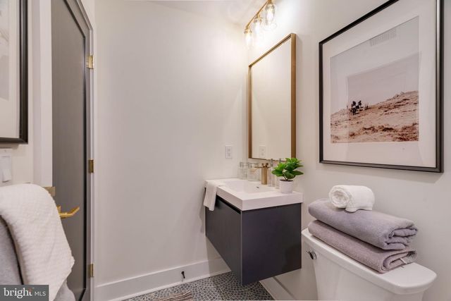 7519 WIGARD RESERVE, Philadelphia, PA 19128