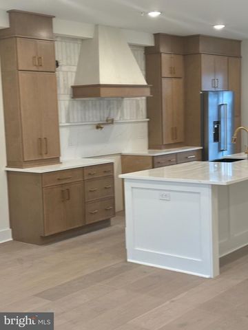 7519 WIGARD RESERVE, Philadelphia, PA 19128