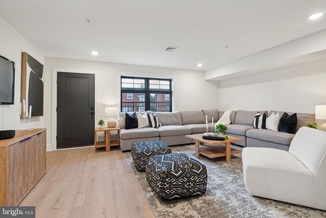 7519 WIGARD RESERVE, Philadelphia, PA 19128