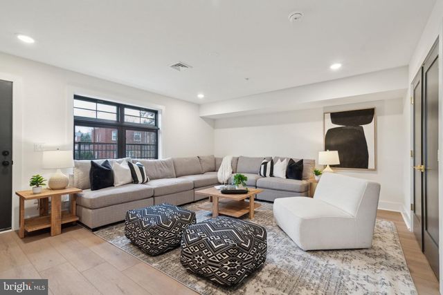 7519 WIGARD RESERVE, Philadelphia, PA 19128