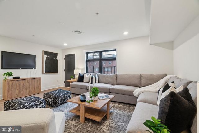 7519 WIGARD RESERVE, Philadelphia, PA 19128