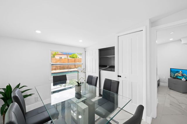 865 NE 23rd Ter, Pompano Beach, FL 33062