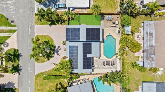 865 NE 23rd Ter, Pompano Beach, FL 33062