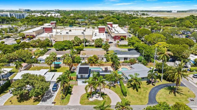 865 NE 23rd Ter, Pompano Beach, FL 33062