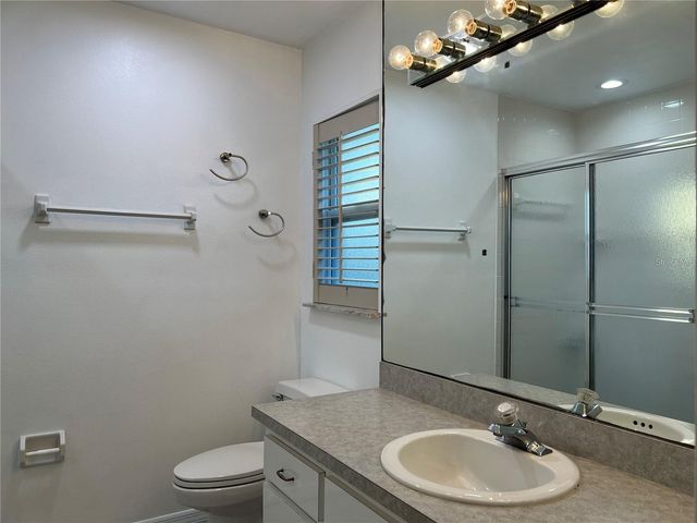 8605 CARACAS AVENUE S, Orlando, FL 32825