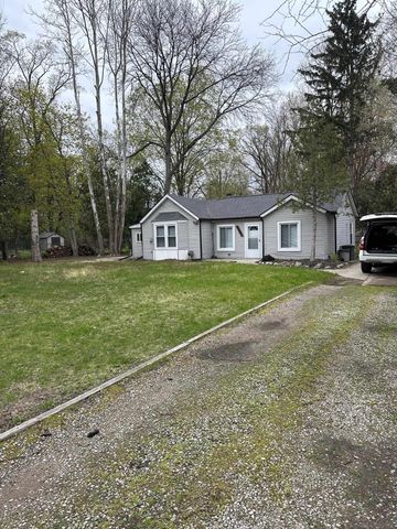 22800 cottage Drive, Southfield, MI 48033
