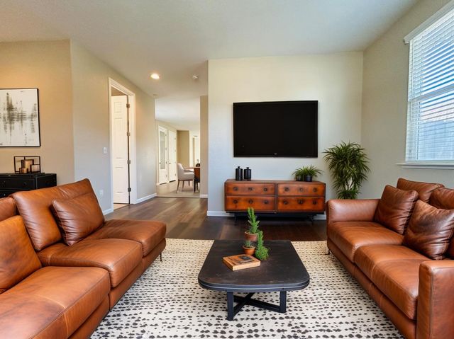 4638 Cherry Blossom Ln, Turlock, CA 95382